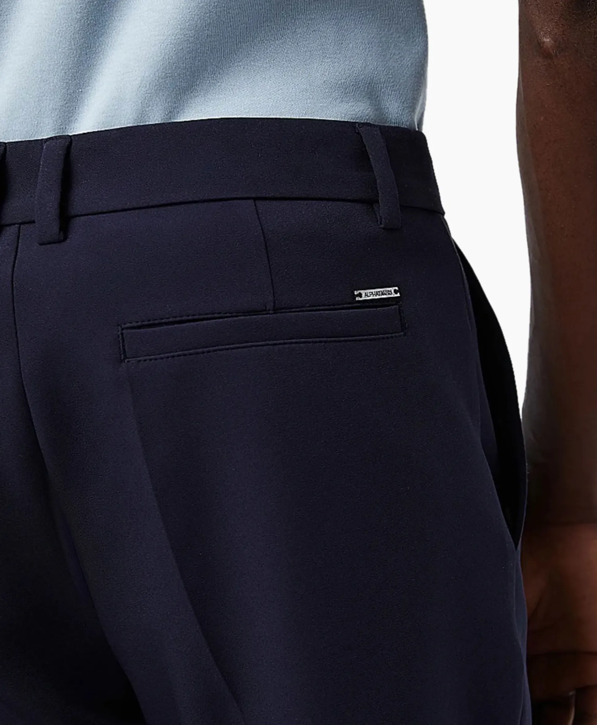 Alpha Tauri Korte Broek Pelsh Donker Blauw