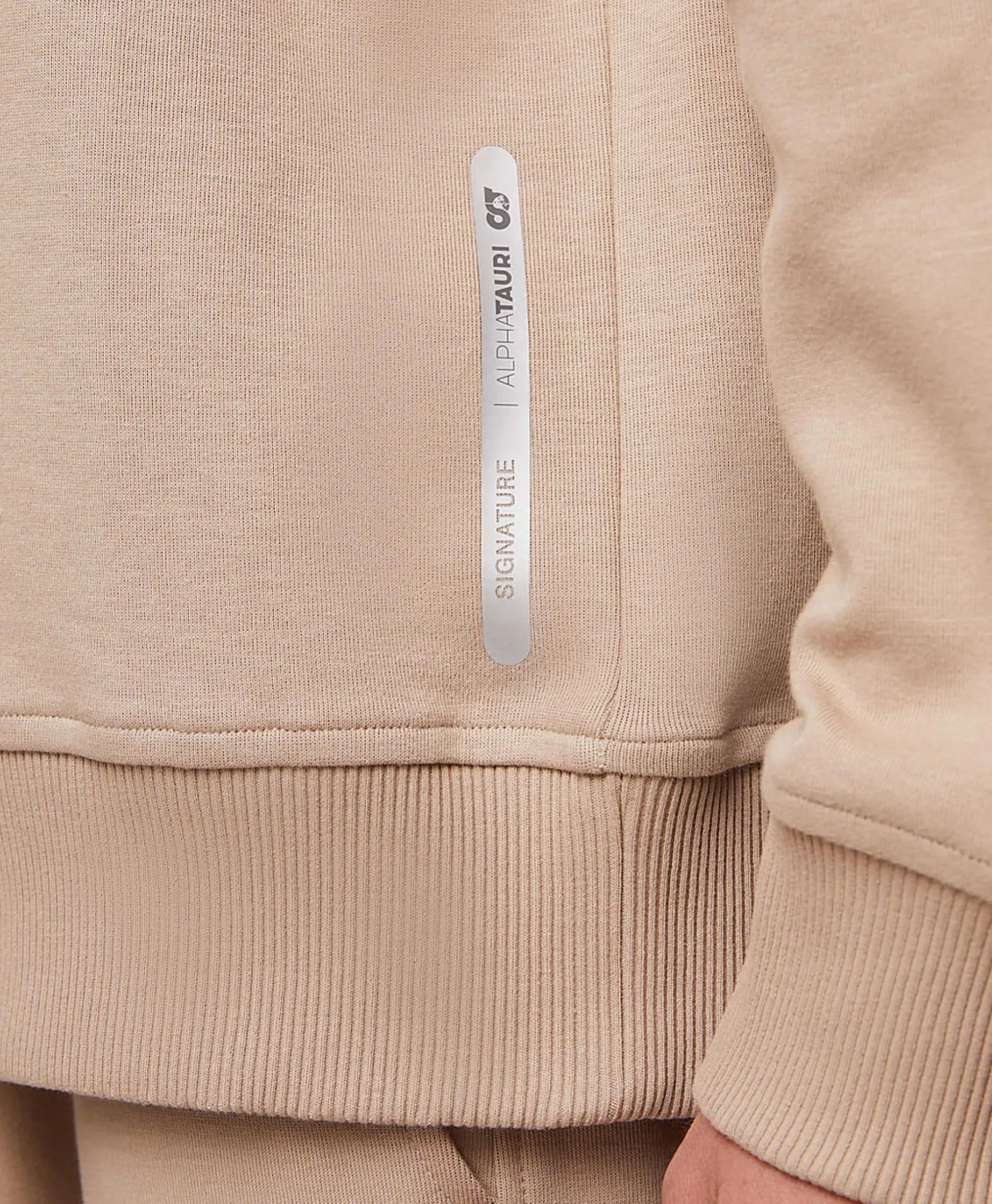 Alpha Tauri Pullover Ata Serua Beige