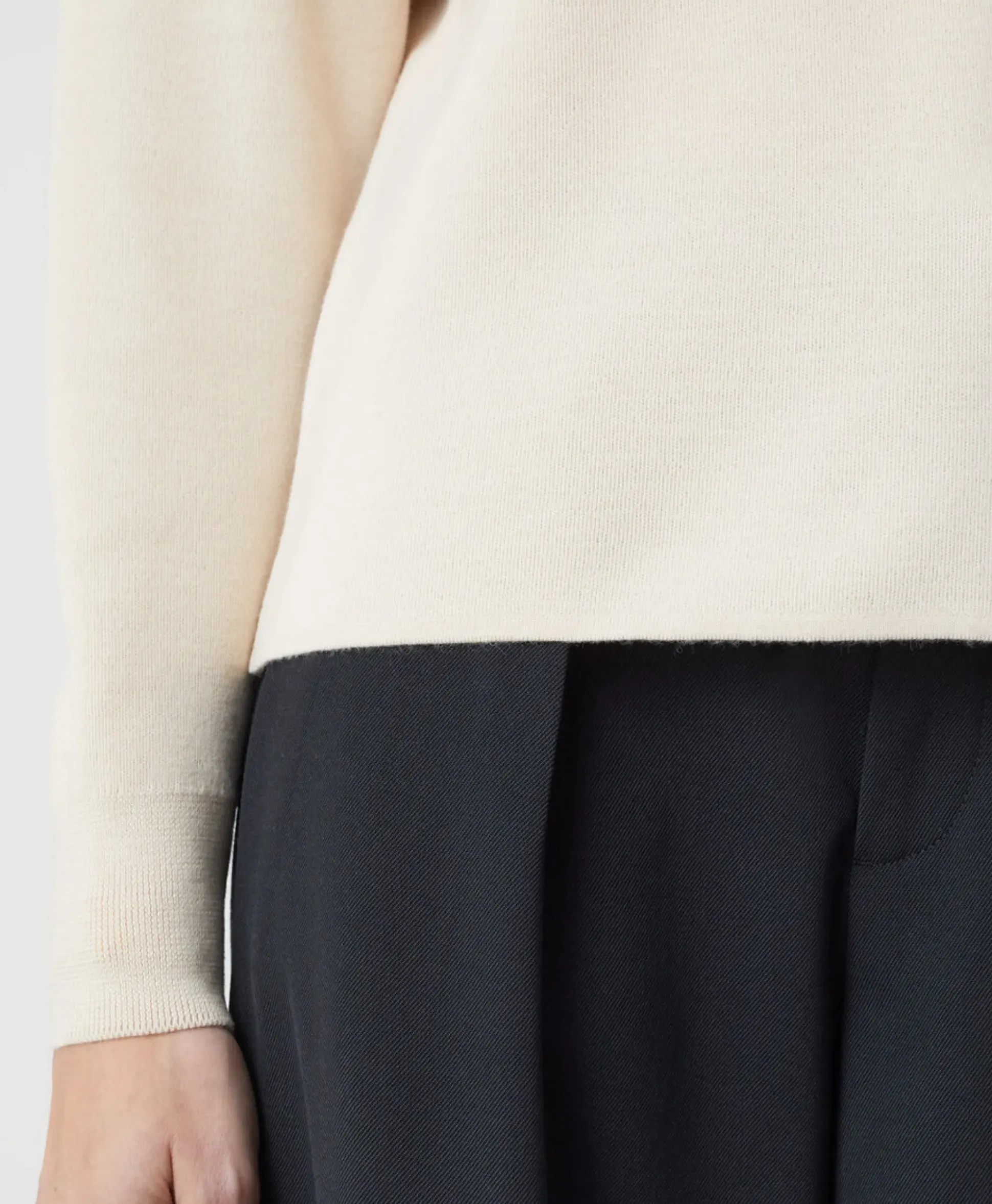 Closed Pullover Crew Neck Henley Beige