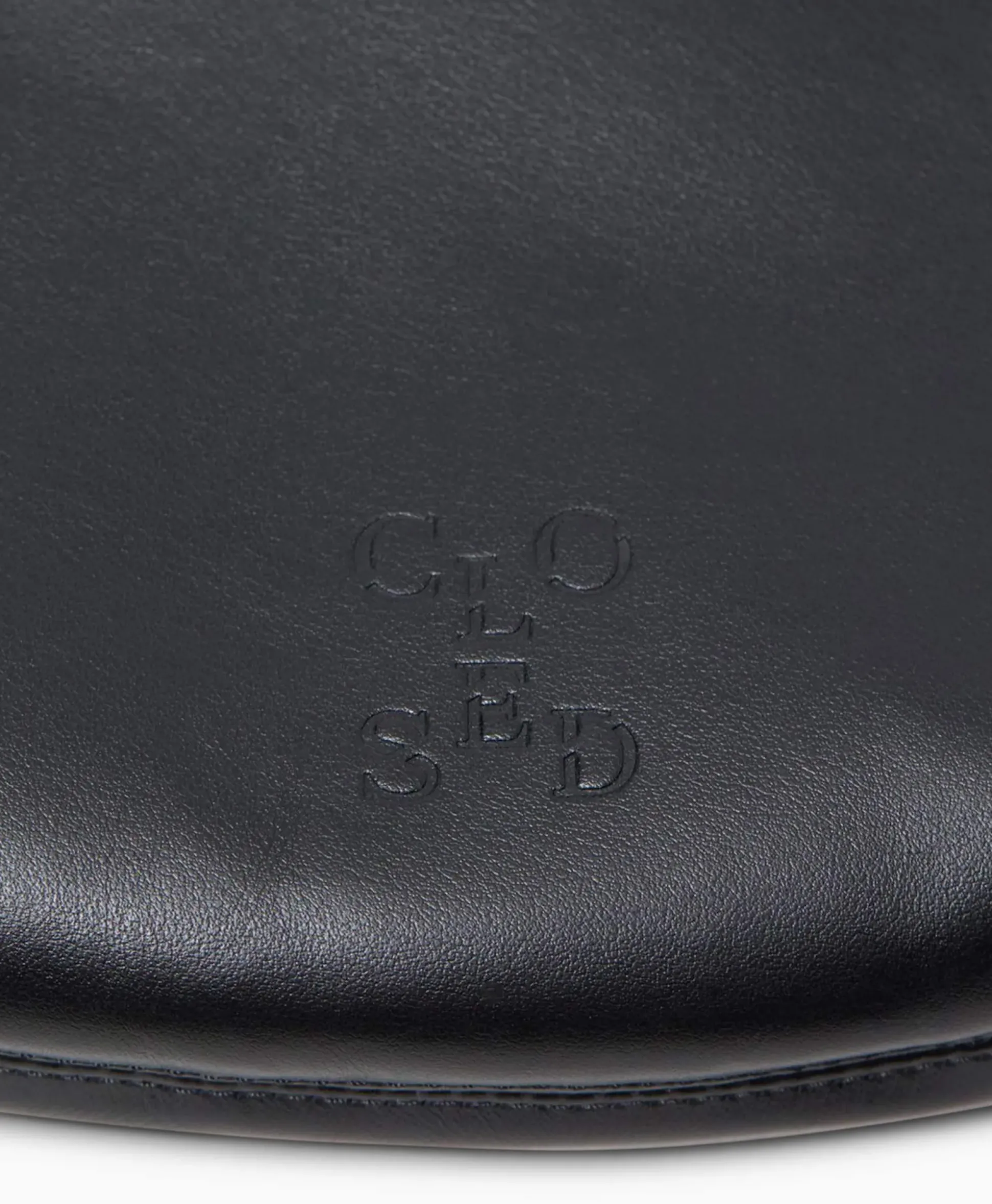 Closed Schouder / Hand Tas Half Moon M Zwart