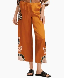 Marccain Collectie Broek Wc 81.54 W66 Oranje