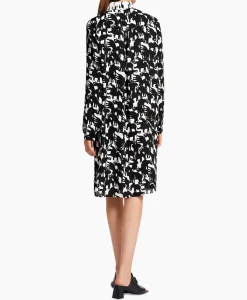 Marccain Collectie Jurk Wc 21.19 W13 Zwart