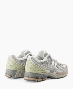 New Balance Sneaker 1906 Grijs