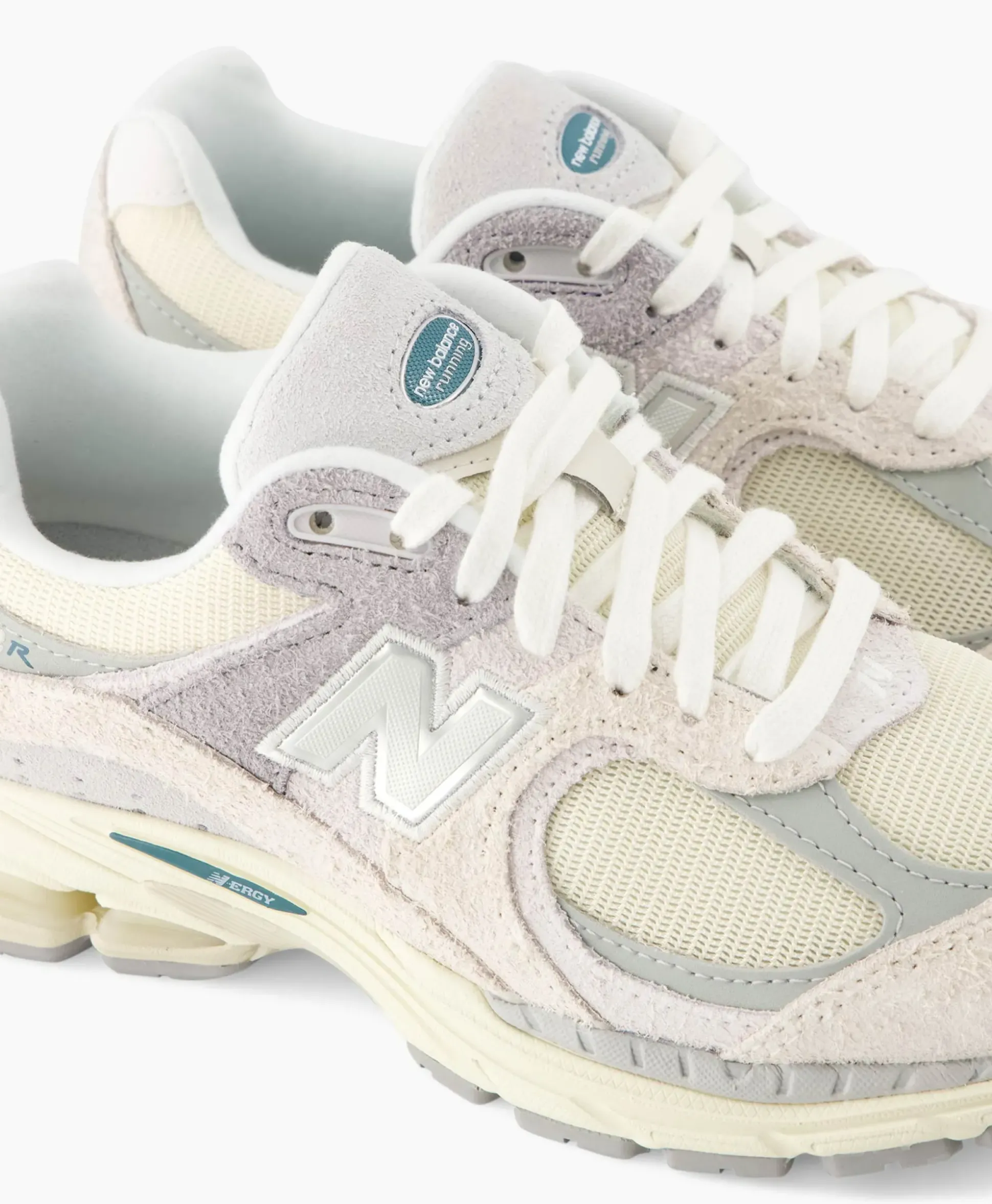 New Balance Sneaker 2002 Off White