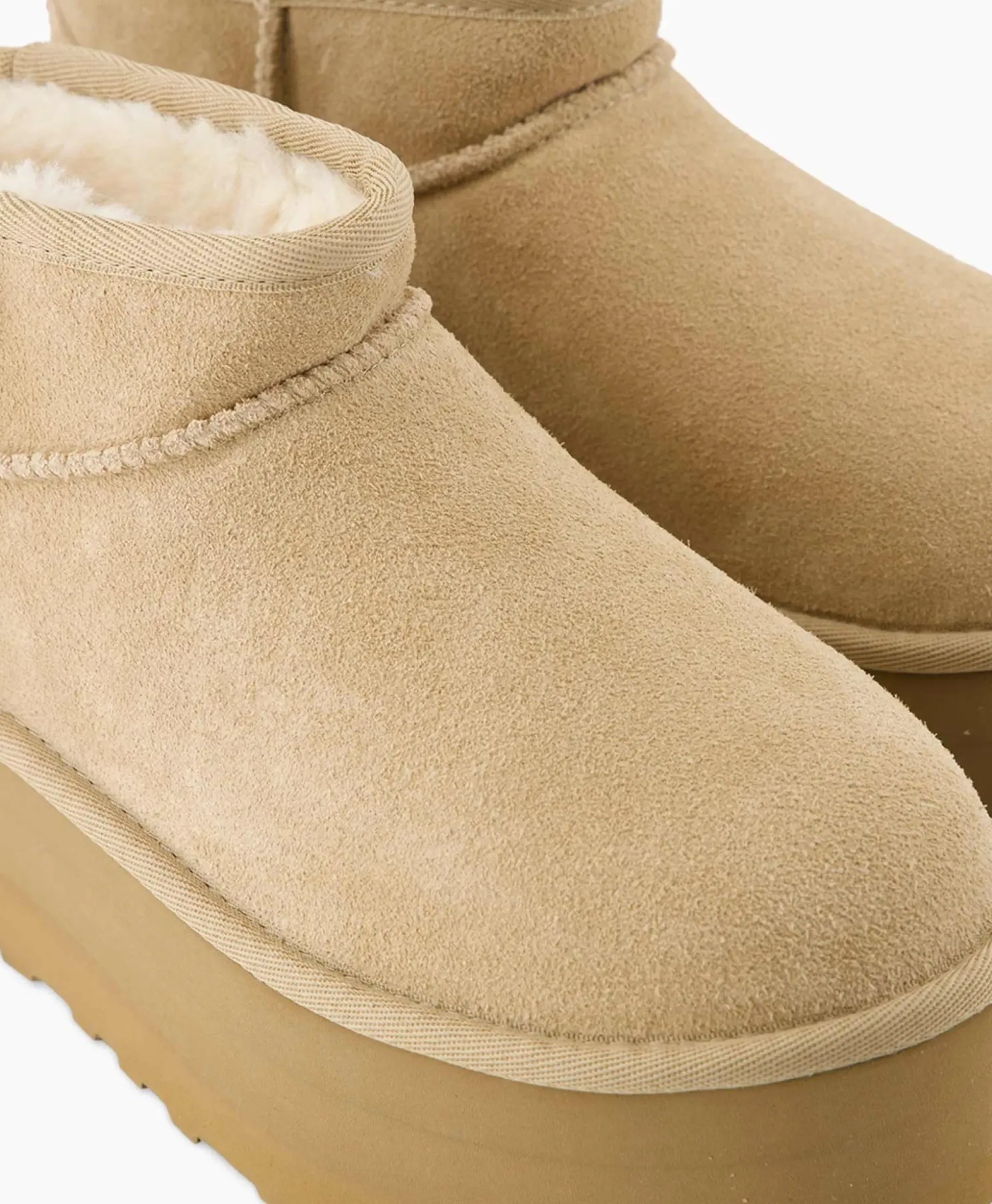 Ugg Enkellaars W Classic Ultra Mini Platform Beige